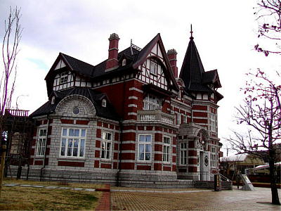 ��A�F�D�L�O��